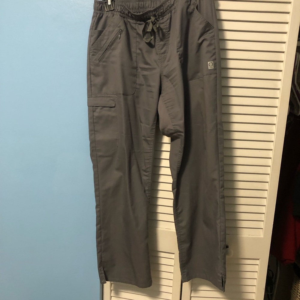 Scrub bottoms